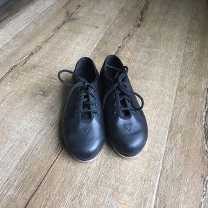 Boys Bloch tap shoes
